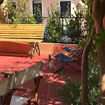 Vila Titika